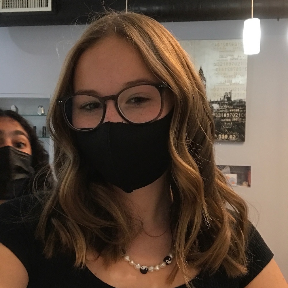 Meet your Posher, Charli